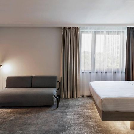 Moxy Hamburg City Εξωτερικό φωτογραφία
