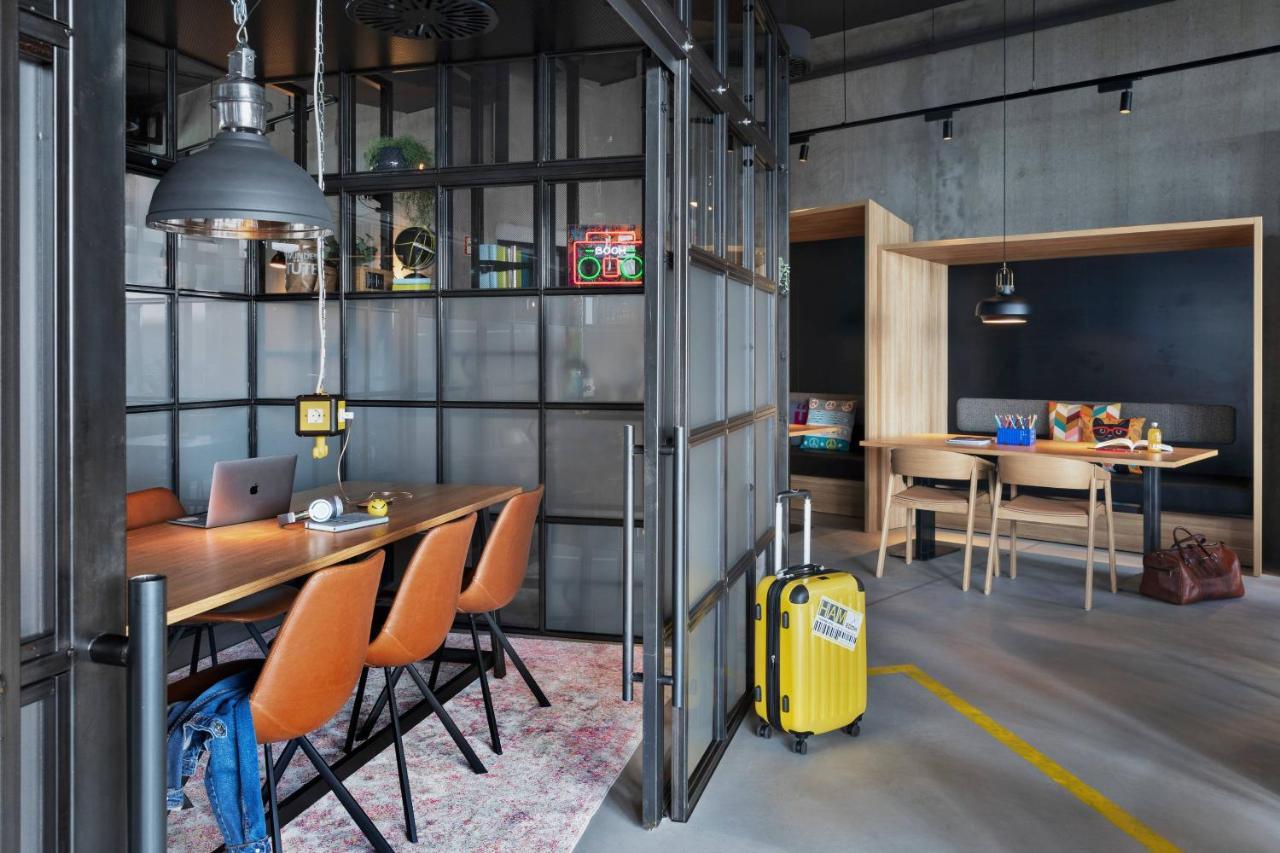 Moxy Hamburg City Εξωτερικό φωτογραφία